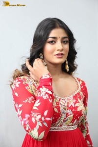 indian actress dimple hayathi cute looks in a red salwar dress