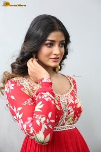 indian actress dimple hayathi cute looks in a red salwar dress