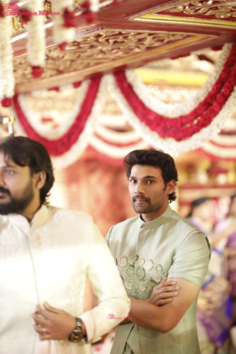 Relatives and Celebrities are seen blessing the new couple 