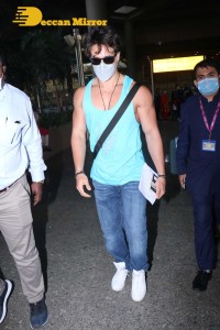 Disha Patani and Tiger Shroff seen around New Year’s Eve