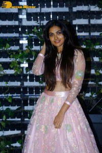 Divi Vadthya in a pink dress