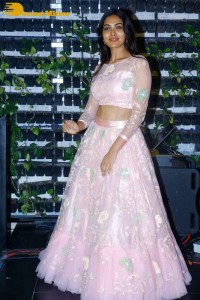 Divi Vadthya in a pink dress