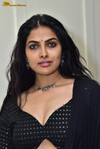 actress divi vadthya in a black lehenga choli dress