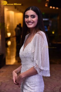 Divyansha-Kaushik-23