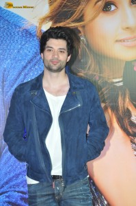 Dono Premiere attended by Kanikka Kapur, Paloma Dhillon, Sunny Deol, Salman Khan, Aamir Khan, and Shriya Saran