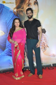 Dono Premiere attended by Kanikka Kapur, Paloma Dhillon, Sunny Deol, Salman Khan, Aamir Khan, and Shriya Saran