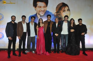 Dono Premiere attended by Kanikka Kapur, Paloma Dhillon, Sunny Deol, Salman Khan, Aamir Khan, and Shriya Saran
