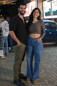 Celebrities including Rakul Preet Singh, Jackky Bhagnani, Dino Morea and Jimmy Sheirgill attended the special screening of the film 'Double XL' at Citi Mall