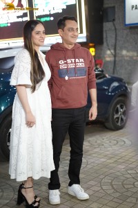 Celebrities including Rakul Preet Singh, Jackky Bhagnani, Dino Morea and Jimmy Sheirgill attended the special screening of the film 'Double XL' at Citi Mall