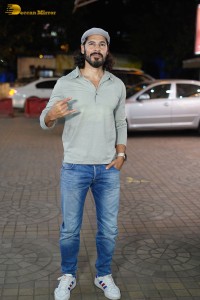 Celebrities including Rakul Preet Singh, Jackky Bhagnani, Dino Morea and Jimmy Sheirgill attended the special screening of the film 'Double XL' at Citi Mall