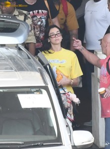 Singer Dua Lipa spotted in Mumbai in a yellow t-shirt