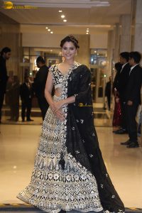 Eka Lakhani Wedding Reception attended by Anil Kapoor, Riteish and Genelia, Sara Tendulkar, Aditi Rao Hydari, Rani Mukerji, and others