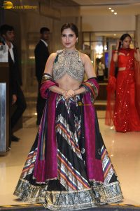 Eka Lakhani Wedding Reception attended by Anil Kapoor, Riteish and Genelia, Sara Tendulkar, Aditi Rao Hydari, Rani Mukerji, and others