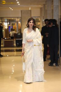 Eka Lakhani Wedding Reception attended by Anil Kapoor, Riteish and Genelia, Sara Tendulkar, Aditi Rao Hydari, Rani Mukerji, and others