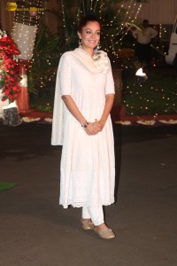 Celebrities including Sanjay Dutt, Shilpa Shetty, Govinda, Mrunal Thakur, and Disha Patani attended Ganpati Puja at Maharashtra CM Eknath Shinde’s house