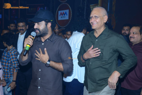 Telugu Movie Entha Manchivaadavuraa Thank You Meet attended by Junior NTR, Kalyan Ram and others