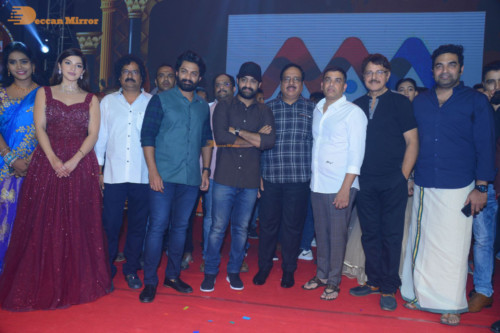 Telugu Movie Entha Manchivaadavuraa Thank You Meet attended by Junior NTR, Kalyan Ram and others