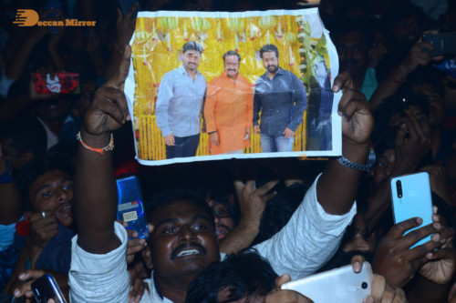 Telugu Movie Entha Manchivaadavuraa Thank You Meet attended by Junior NTR, Kalyan Ram and others