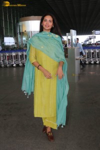 Model and Actress Esha Gupta spotted in a yellow salwar dress
