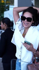 top model and bollywood actress esha gupta stylish looks at mumbai airport