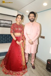 Falguni Pathak Navratri Utsav 2024 attended by Raashi Khanna and Vikrant Massey