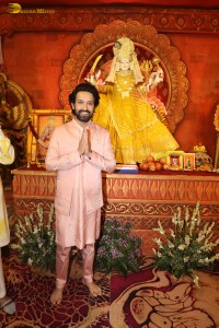 Falguni Pathak Navratri Utsav 2024 attended by Raashi Khanna and Vikrant Massey