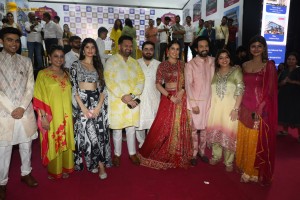 Falguni Pathak Navratri Utsav 2024 attended by Raashi Khanna and Vikrant Massey