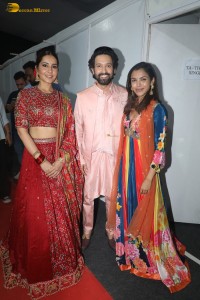 Falguni Pathak Navratri Utsav 2024 attended by Raashi Khanna and Vikrant Massey