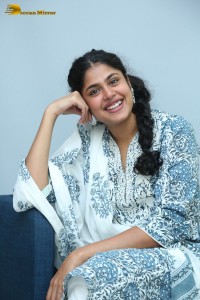 Indian Actress Faria Abdullah photoshoot