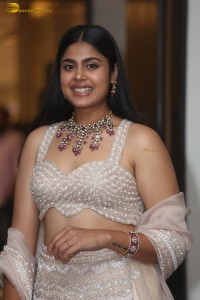 faria abdullah glamorous look while walking the ramp