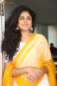 actress Faria Abdullah looking gorgeous in a white salwar kameez