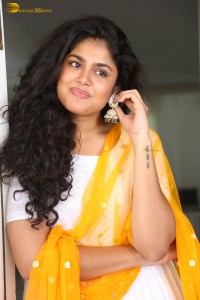 actress Faria Abdullah looking gorgeous in a white salwar kameez