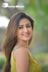 Actress Farnaz Shetty Photoshoot in a Lehenga Choli Dress