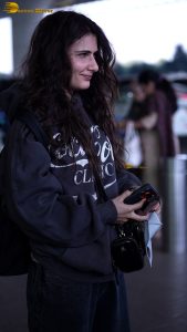 actress Fatima Sana Shaikh stylish looks at mumbai airport