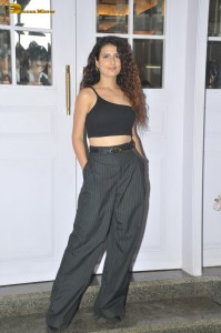 actress Fatima Sana Shaikh photoshoot