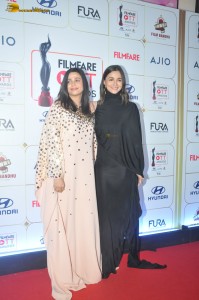 Filmfare OTT Awards 2023 attended by Alia Bhatt, Sonam Kapoor, Shruti Haasan, Akshara Haasan, Manushi Chhillar, and others