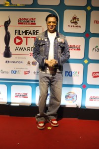 Filmfare OTT Awards 2024 attended by Kareena Kapoor, Meenaskhi Seshadri, Ananya Panday, Priyamani, and Mahira Sharma