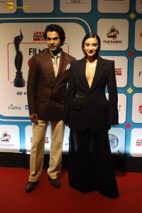 Filmfare OTT Awards 2024 attended by Kareena Kapoor, Meenaskhi Seshadri, Ananya Panday, Priyamani, and Mahira Sharma