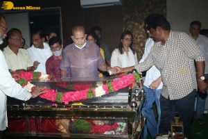 Family and Friends pay last respects to Actor Mahesh Babu’s mother Indira Devi