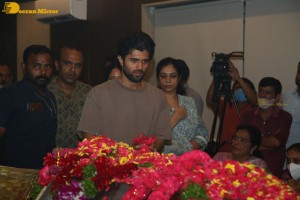 Family and Friends pay last respects to Actor Mahesh Babu’s mother Indira Devi