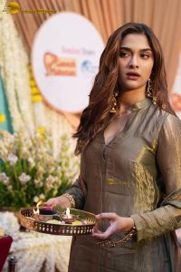 Bombay Times Ganesh Mahotsav attended by Saiee Manjrekar, Abhimanyu Dassani, Madhubala and others