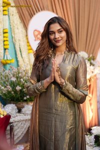 Bombay Times Ganesh Mahotsav attended by Saiee Manjrekar, Abhimanyu Dassani, Madhubala and others