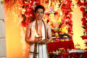 Bollywood actor Tusshar Kapoor celebrates Ganesh Chaturthi on August 27, 2025