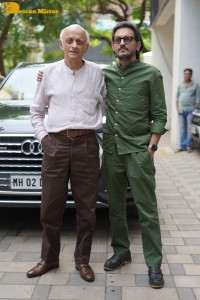 Divya Khosla Kumar, Sara Ali Khan, Sidharth Malhotra and other celebrities offer prayers at T-Series Ganesh