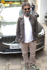 Divya Khosla Kumar, Sara Ali Khan, Sidharth Malhotra and other celebrities offer prayers at T-Series Ganesh