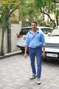 Divya Khosla Kumar, Sara Ali Khan, Sidharth Malhotra and other celebrities offer prayers at T-Series Ganesh