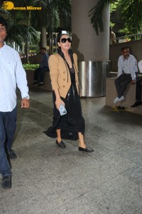 Shah Rukh Khan’s wife Gauri Khan seen at the Mumbai Airport