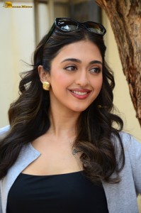 actress Gayatri Bhardwaj sexy photoshoot