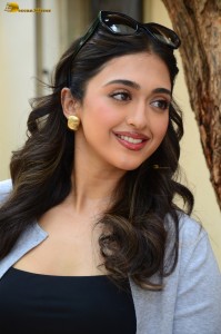 actress Gayatri Bhardwaj sexy photoshoot