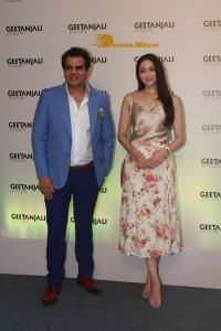 Pictures from Geetanjali Salon Launch - attended by Tanishaa Mukerji, Karishma Tanna, Shibani Dandekar and Other Celebrites